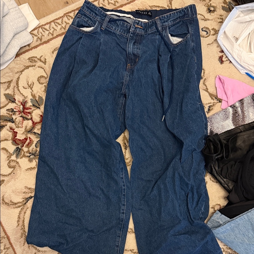 Blue Women's Jeans Lioness